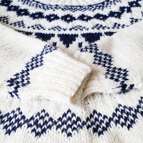 Vintage Handknit Blue & White Fair Isle Sweater Size X-Small - Medium - Picture 5 of 8